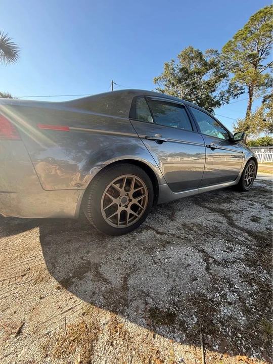 2004 Acura TL 3rd Gen - Image 2 of 20