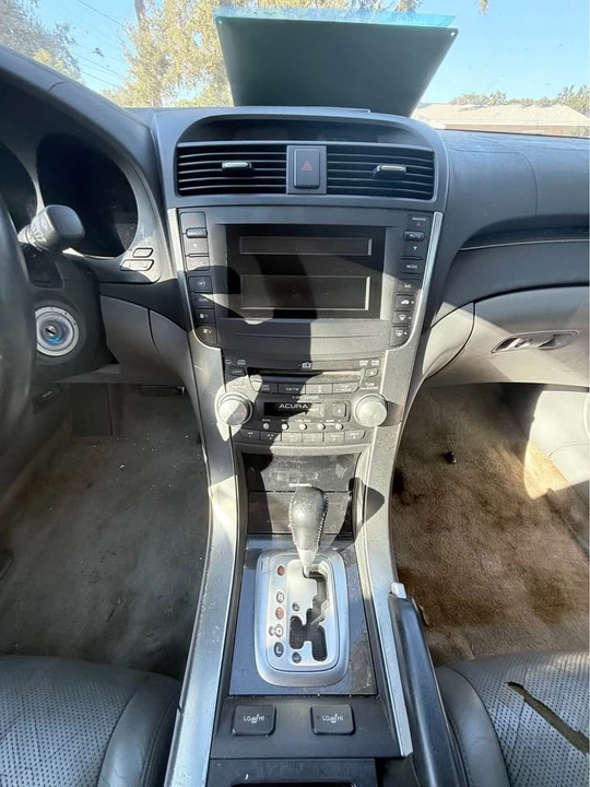2004 Acura TL 3rd Gen - Image 11 of 20
