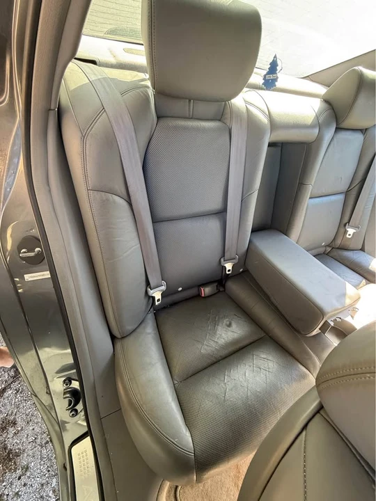 2004 Acura TL 3rd Gen - Image 17 of 20