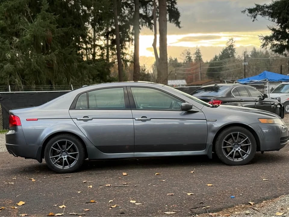 2004 Acura TL 3rd Gen - Image 9 of 10