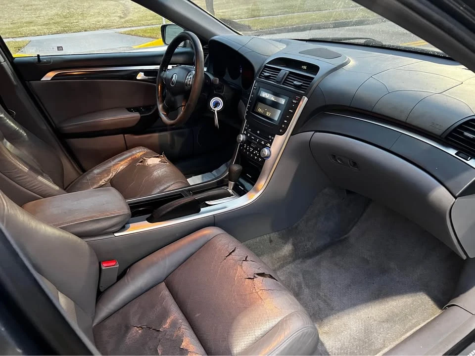 2004 Acura TL 3rd Gen - Image 13 of 15