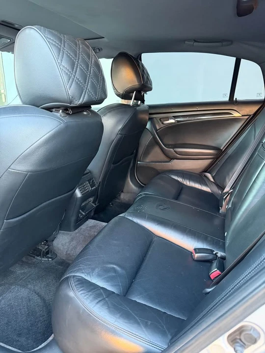 2004 Acura TL 3rd Gen - Image 11 of 20