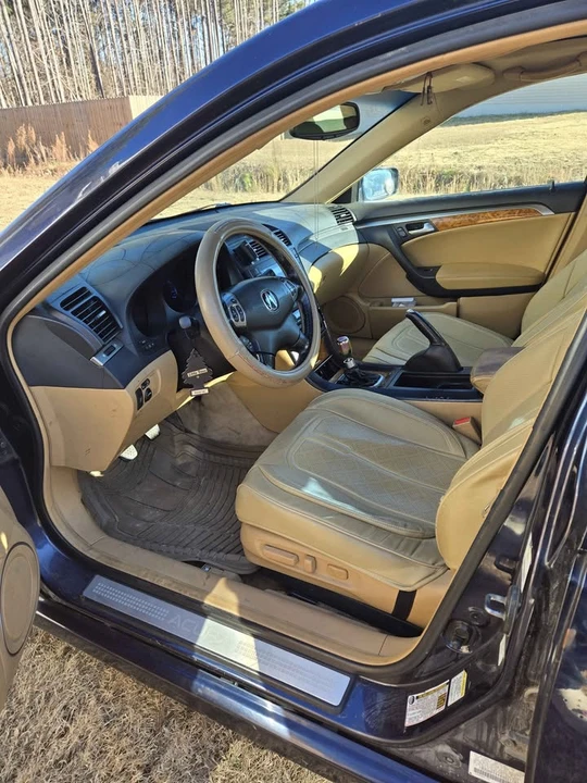 2004 Acura TL 3rd Gen - Image 2 of 3