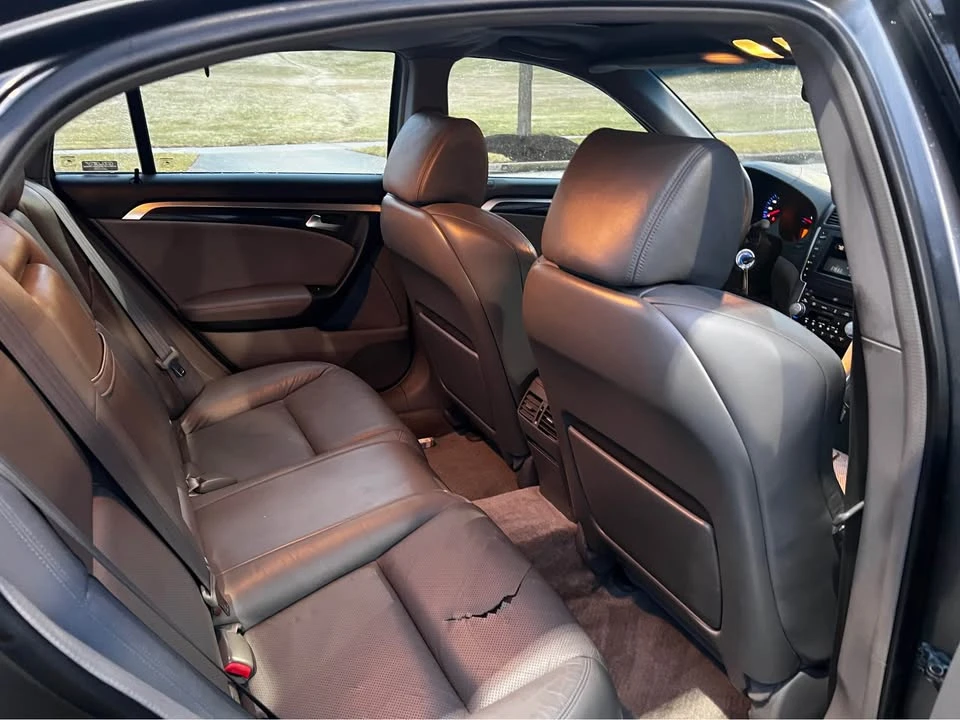 2004 Acura TL 3rd Gen - Image 14 of 15