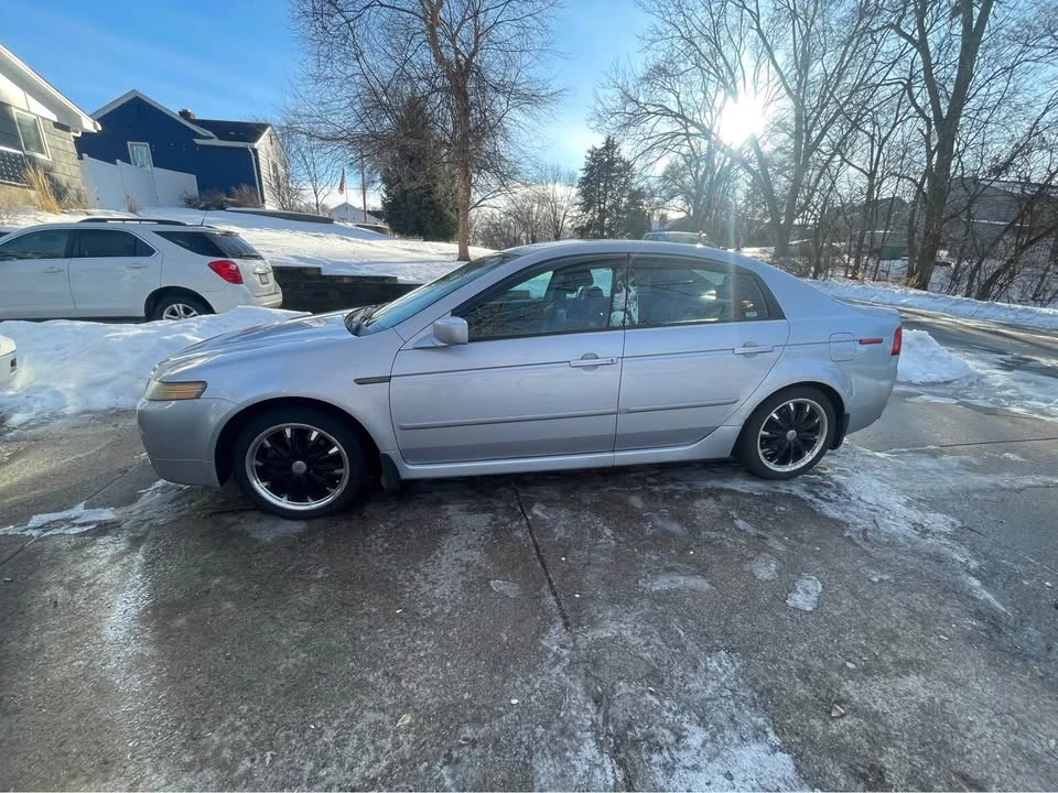 2004 Acura TL 3rd Gen - Image 2 of 4