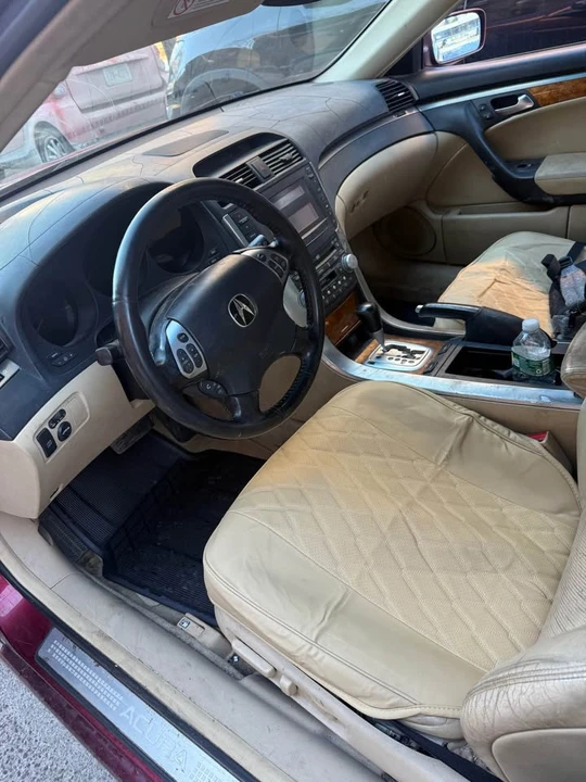 2004 Acura TL 3rd Gen - Image 18 of 19