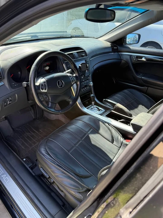 2004 Acura TL 3rd Gen - Image 9 of 11