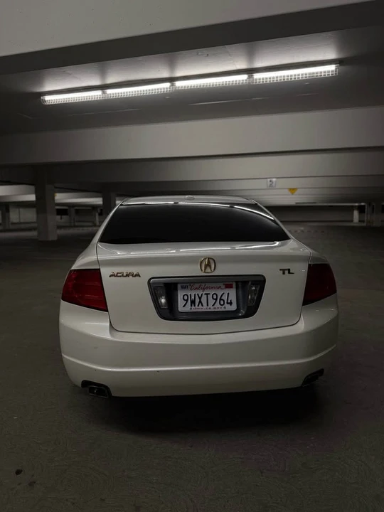 2004 Acura TL 3rd Gen - Image 5 of 11