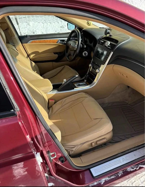 2004 Acura TL 3rd Gen - Image 7 of 8