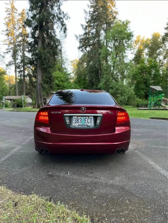 2004 Acura TL 3rd Gen - Image 2 of 7