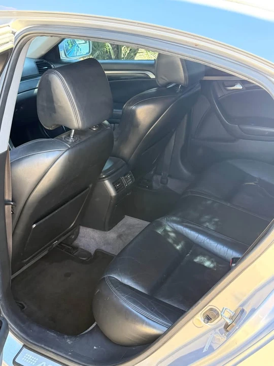2004 Acura TL 3rd Gen - Image 7 of 9