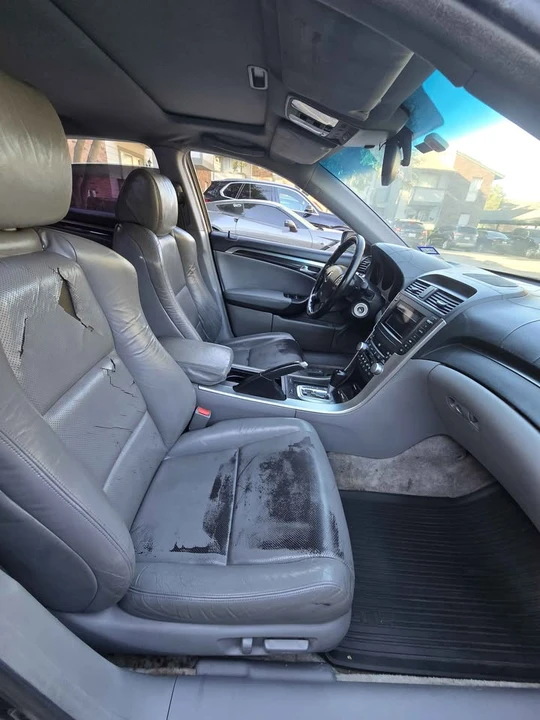 2004 Acura TL 3rd Gen - Image 8 of 10
