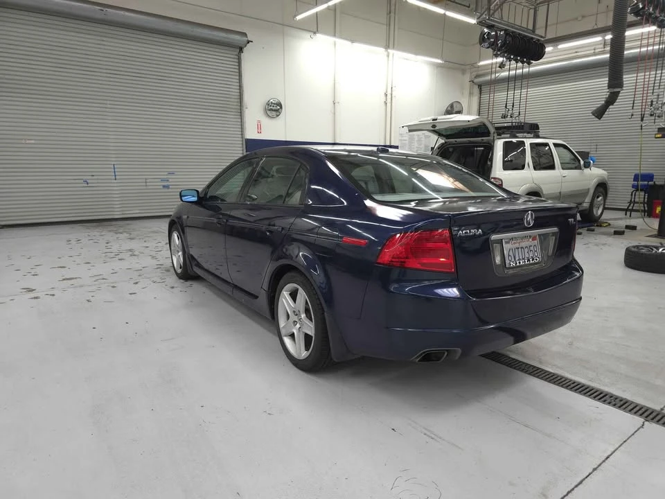 2004 Acura TL 3rd Gen - Image 5 of 17