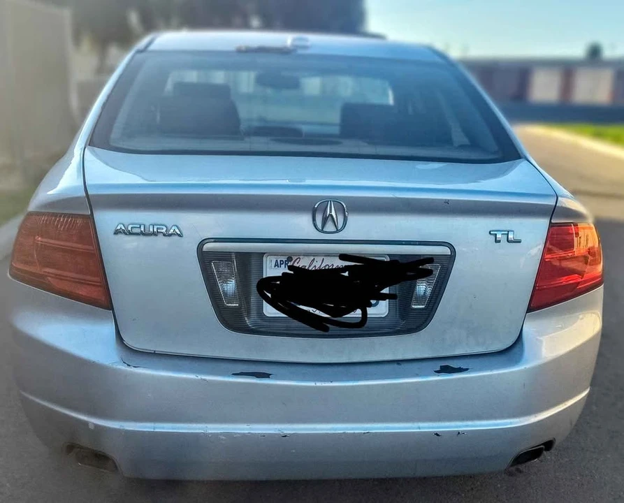 2004 Acura TL 3rd Gen - Image 4 of 4