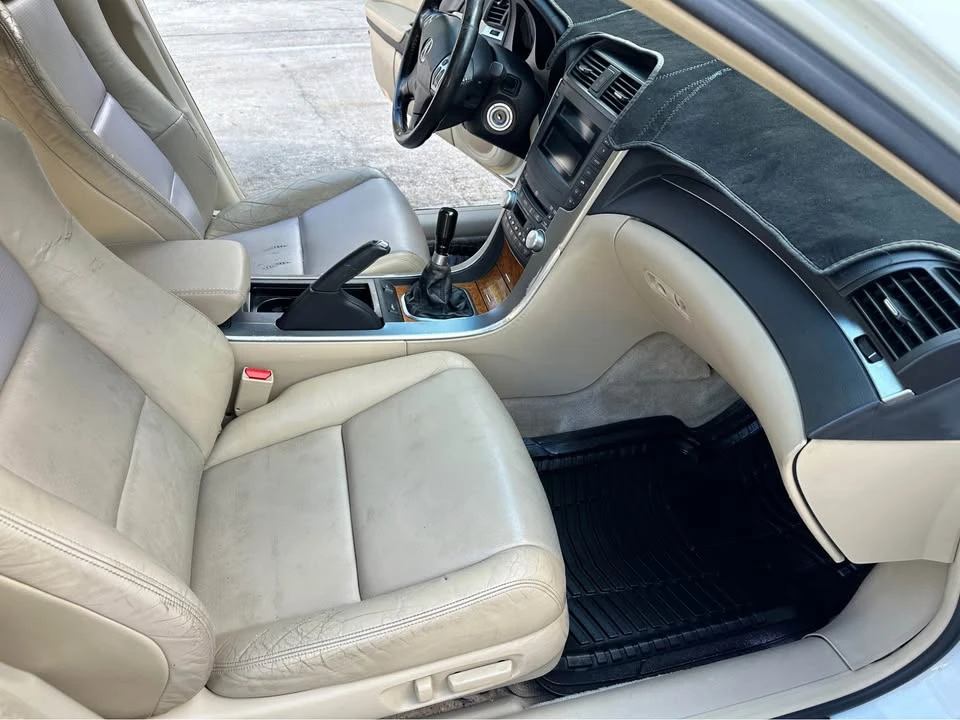 2004 Acura TL 3rd Gen - Image 8 of 10