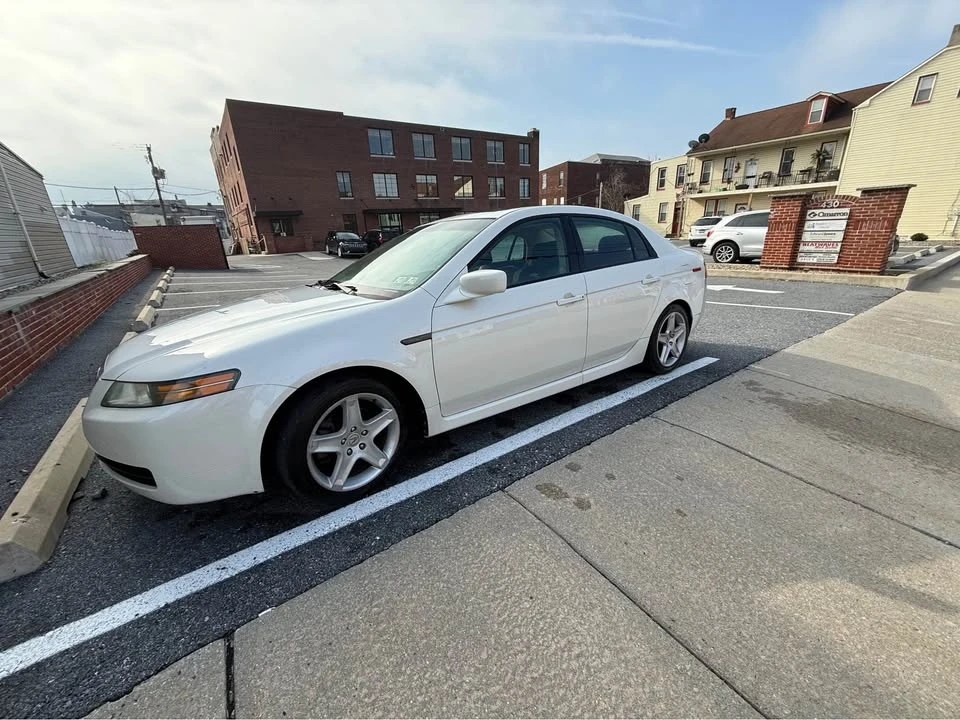 2004 Acura TL 3rd Gen - Image 5 of 10