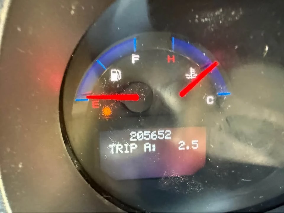 2004 Acura TL 3rd Gen - Image 2 of 10