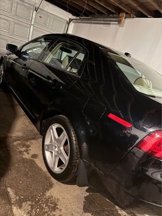 2004 Acura TL 3rd Gen - Image 2 of 7