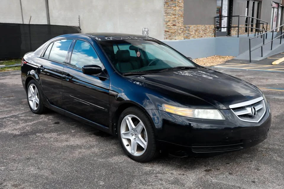 2004 Acura TL 3rd Gen - Image 4 of 11