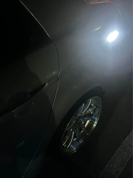 2004 Acura TL 3rd Gen - Image 8 of 12