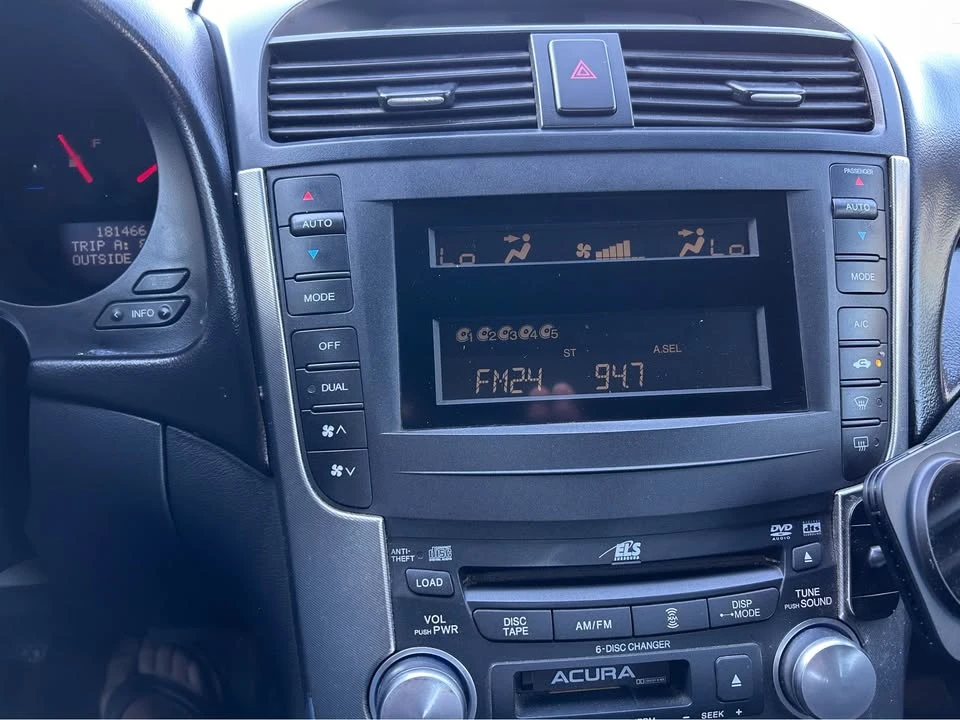 2004 Acura TL 3rd Gen - Image 12 of 15