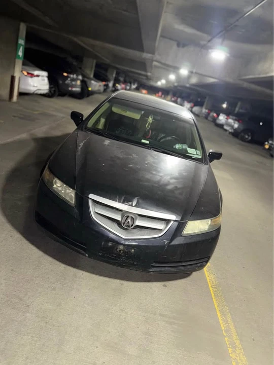 2004 Acura TL 3rd Gen - Image 2 of 5