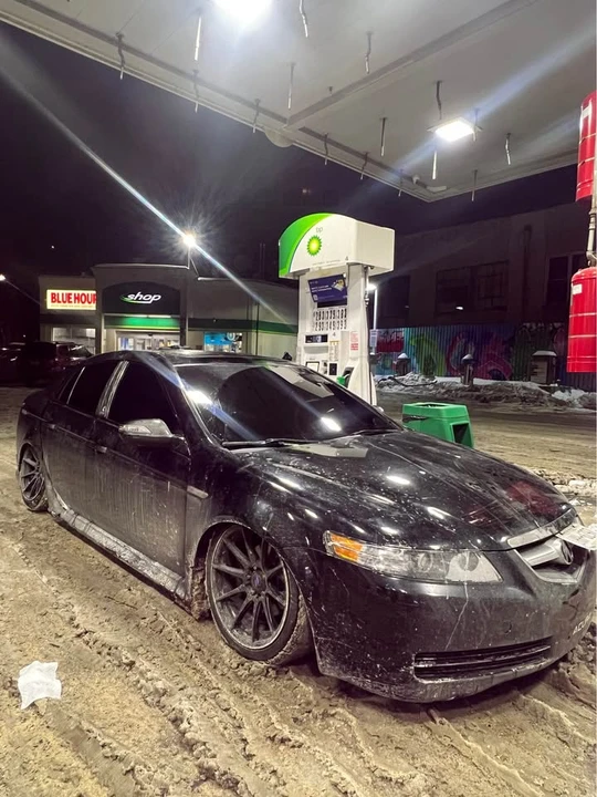 2004 Acura TL 3rd Gen - Image 1 of 2