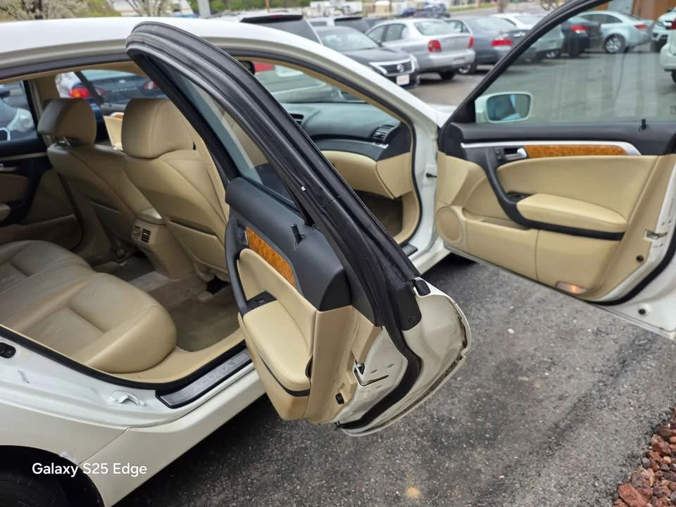 2004 Acura TL 3rd Gen - Image 14 of 16