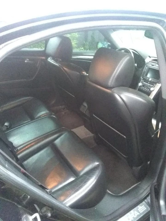 2004 Acura TL 3rd Gen - Image 15 of 16