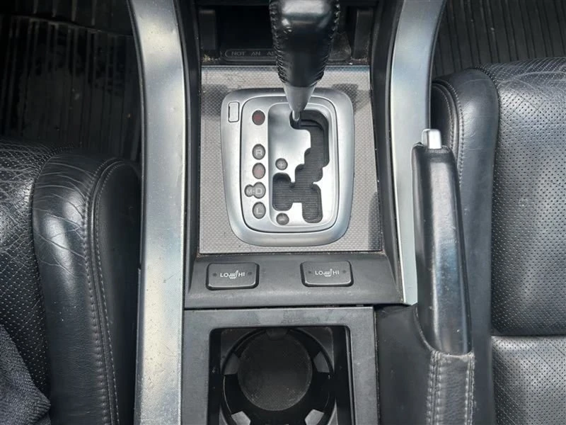 2004 Acura TL 3rd Gen - Image 12 of 15
