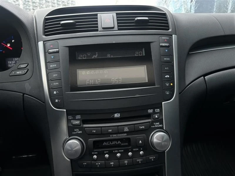 2004 Acura TL 3rd Gen - Image 11 of 15