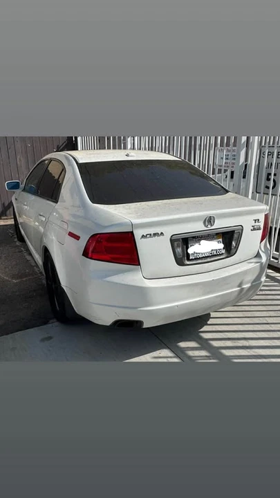 2004 Acura TL 3rd Gen - Image 4 of 6