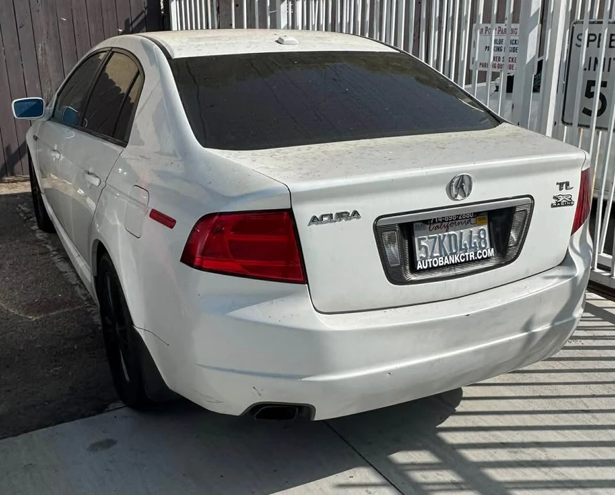 2004 Acura TL 3rd Gen - Image 3 of 6