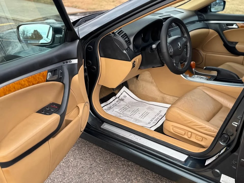 2004 Acura TL 3rd Gen - Image 10 of 18