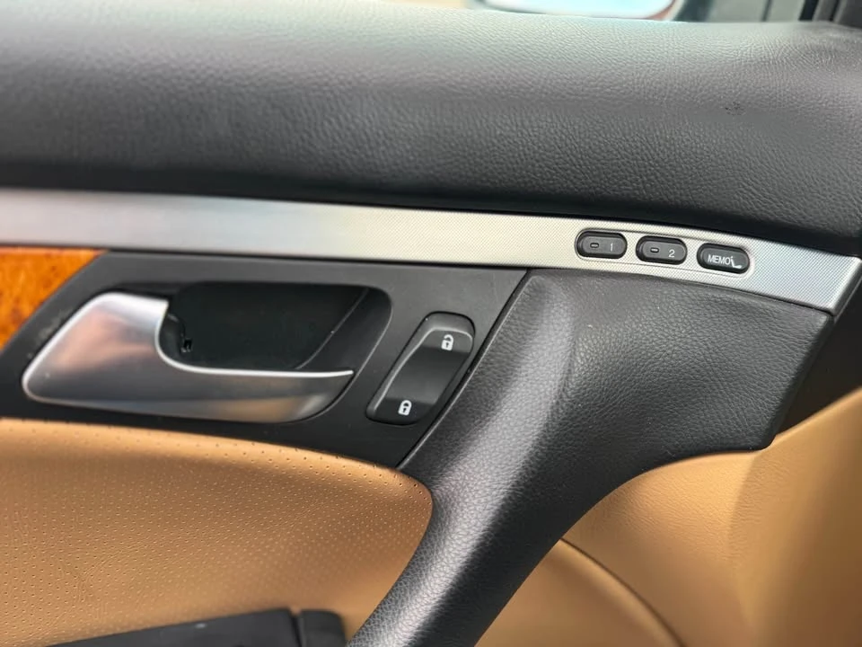 2004 Acura TL 3rd Gen - Image 15 of 18