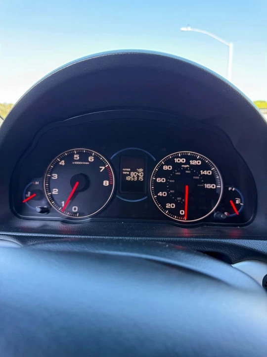 2004 Acura TLX - Image 4 of 10