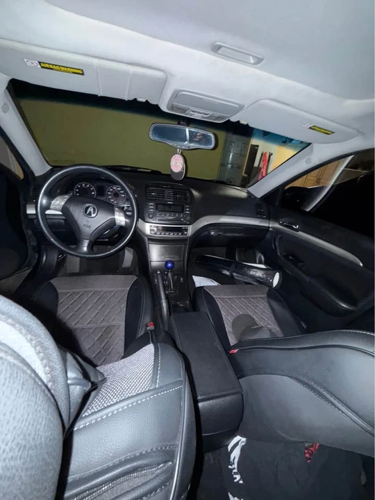 2004 Acura TLX - Image 6 of 10