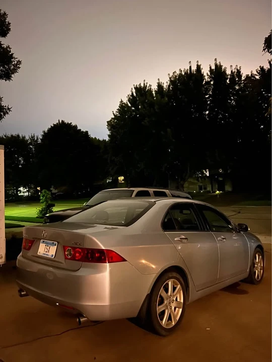 2004 Acura TSX 1st Gen - Image 2 of 3