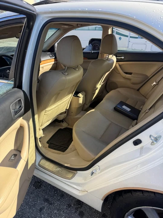 2004 Acura TSX 1st Gen - Image 8 of 12