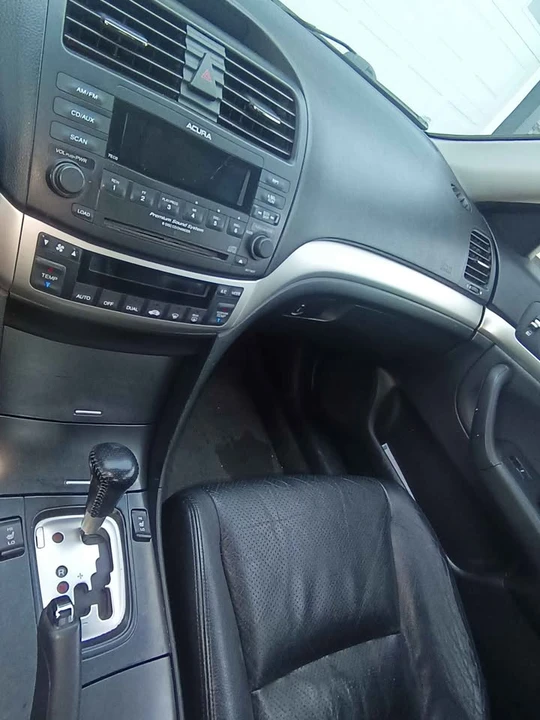 2004 Acura TSX 1st Gen - Image 2 of 5
