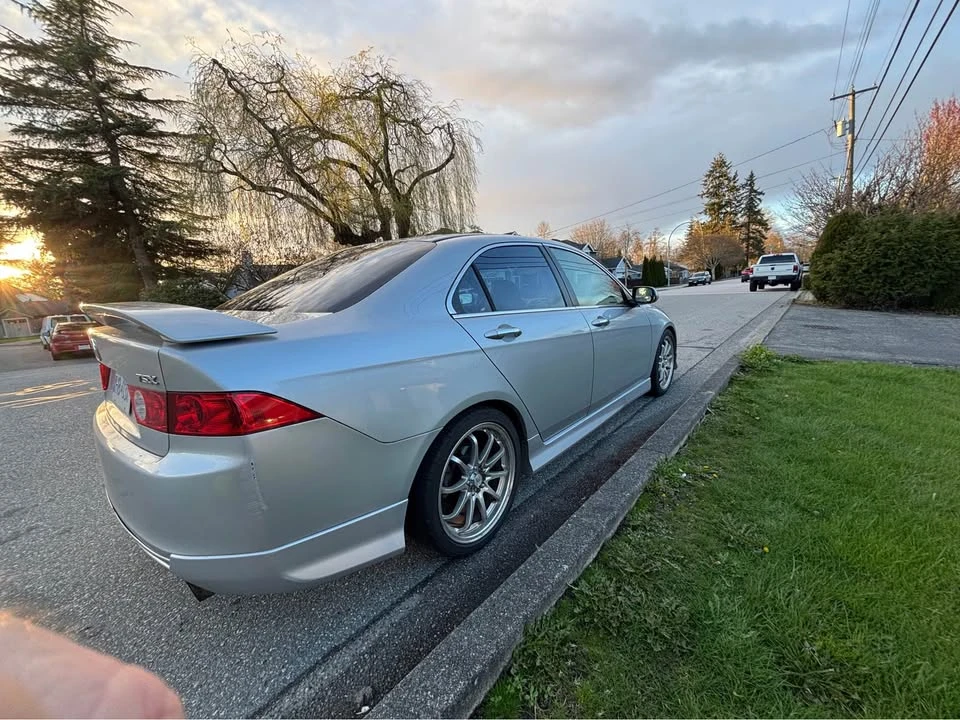 2004 Acura TSX 1st Gen - Image 2 of 5