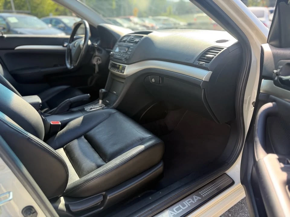 2004 Acura TSX 1st Gen - Image 10 of 17