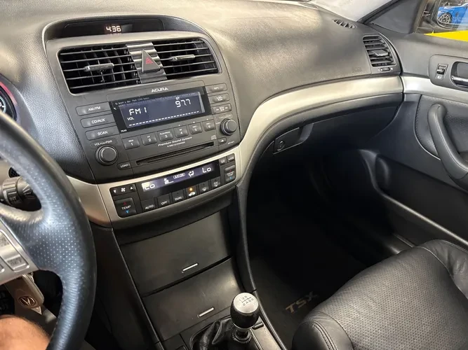 2004 Acura TSX 1st Gen - Image 9 of 15