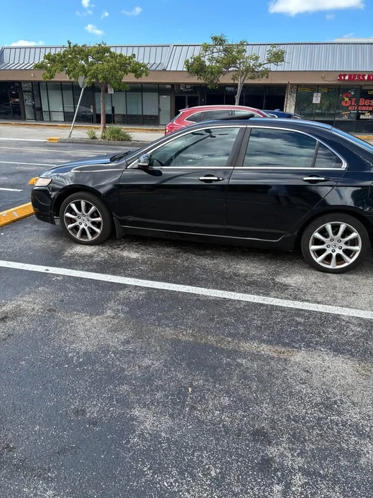 2004 Acura TSX 1st Gen - Image 2 of 3