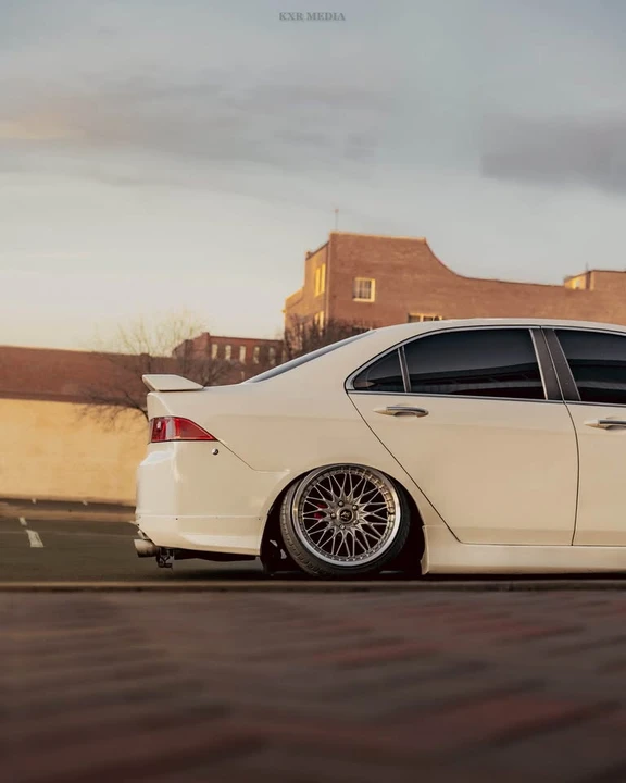 2004 Acura TSX 1st Gen - Image 3 of 6