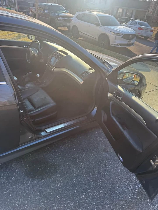 2004 Acura TSX 1st Gen - Image 7 of 10