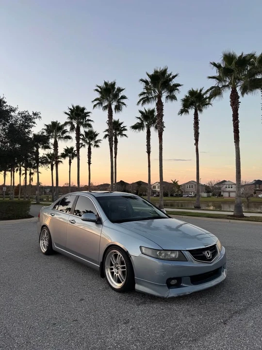 2004 Acura TSX 1st Gen - Image 2 of 9