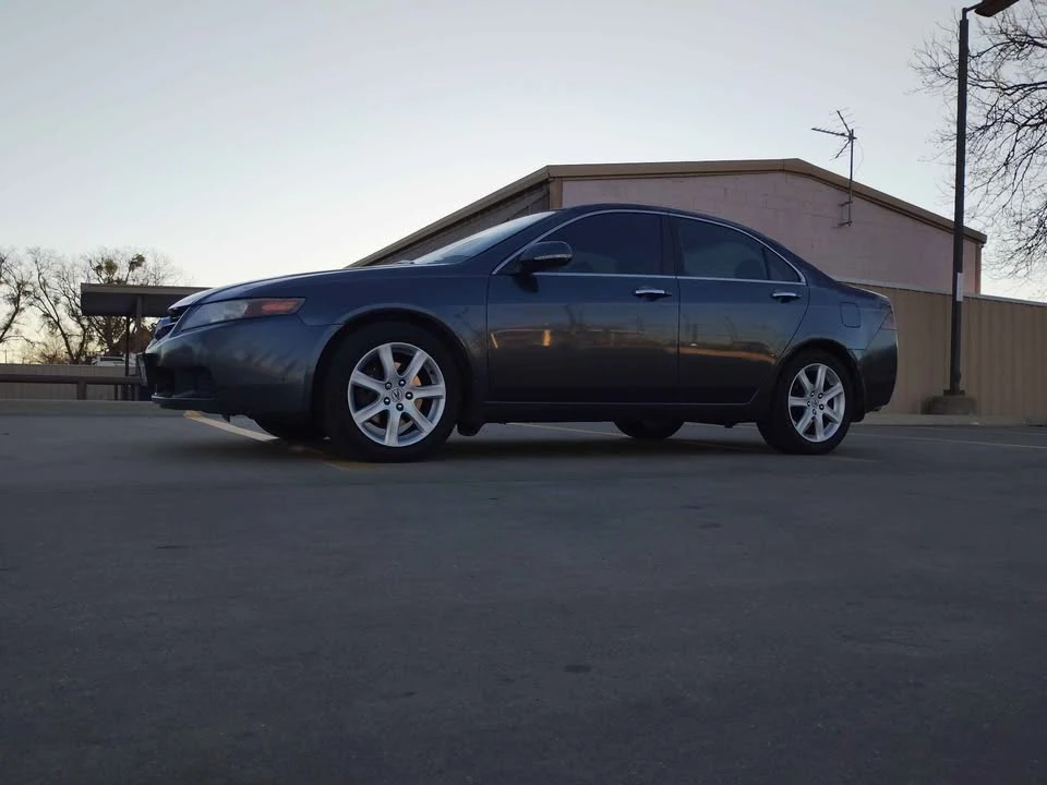 2004 Acura TSX 1st Gen - Image 2 of 9