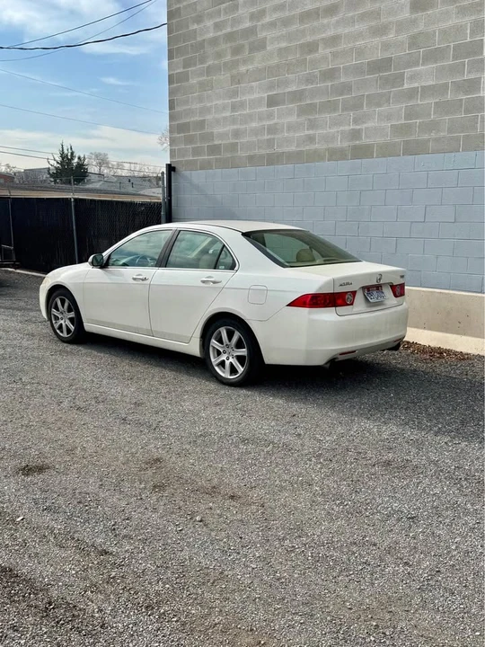 2004 Acura TSX 1st Gen - Image 10 of 18
