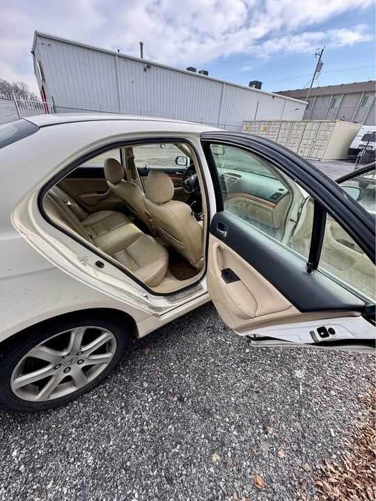 2004 Acura TSX 1st Gen - Image 12 of 18